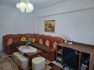 Apartament 4 camere  decomandate cu vedere pe doua parti in Nadlac - imagine 13
