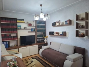 Apartament 4 camere  decomandate cu vedere pe doua parti in Nadlac - imagine 4