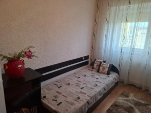 Apartament 4 camere  decomandate cu vedere pe doua parti in Nadlac - imagine 17