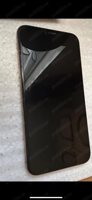 Vand Iphone Xs, spartura pe folie nu pe ecran - imagine 2