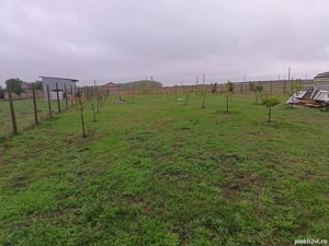 Vând schimb teren Movilita 