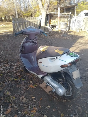 vând scuter Yamaha de 49cc2t  - imagine 3