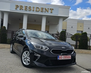 Kia Ceed 2021, navigatie, camera, clima - imagine 2