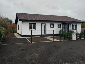 Casa la pret de apartament cu 2cam. Duplex, Sanmiahaiu Roman, parter, 3 cam, 65mp utili, 250mp teren