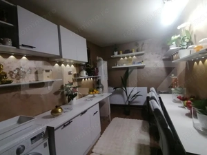  2 CASE la pret de una DRAGANESTI PH - imagine 16