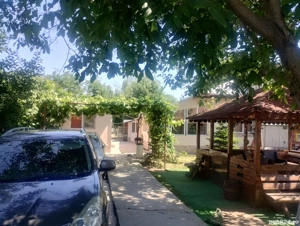 Vând casă P+M 243 mp, curte 2000 mp în județul Ialomița de - imagine 4