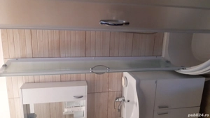 Sinaia,doua proprietati garsoniera in curte si apartament in vila zona Peles str.Furnica - imagine 6