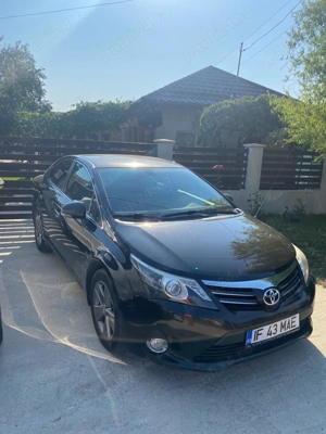 Vând Toyota Avensis T27