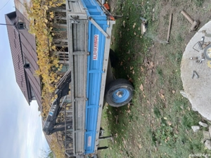 remorca basculabila cu macara