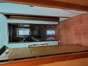 Închiriez apartament in regim hotelier  - imagine 3