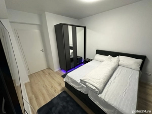 închiriez apartament cu doua camere  - imagine 7