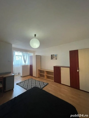 P.F inchiriez garsoniera 