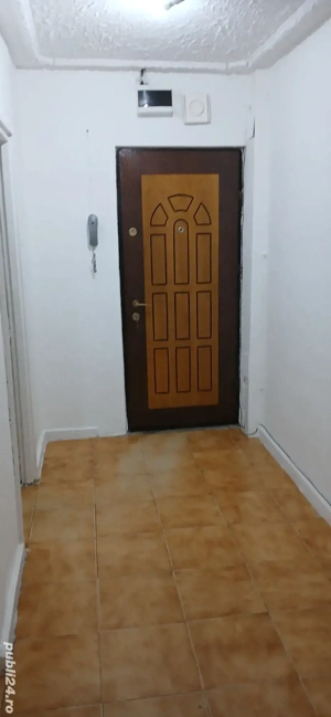 Apartament 3 camere mobilat   zona centrala Micro 3