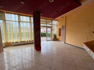 Dau in chirie spatiu comercial in Oradea, zona Rogerius str. I Cantacuzino 75 mp pret 10 Eur mp  - imagine 10