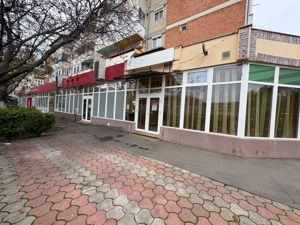 Dau in chirie spatiu comercial in Oradea, zona Rogerius str. I Cantacuzino 75 mp pret 10 Eur mp  - imagine 2