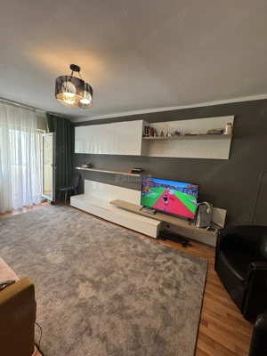 Apartament cu 4 camere, 3 balcoane si boxa proprie pe Calea Aradului