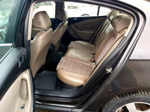 ***PROPRIETAR*Vw Passat*2.0 Diesel*Euro 4*Berlina*Piele Alcantara*Distributie Schimbata*** - imagine 10