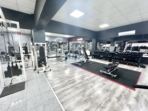 De vânzare construcție comercială P+3 cu funcțiuni mixte - Buftea - imagine 7