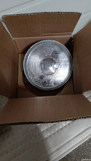 Far Mitsubishi pajero 83-Tondo 