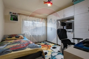 Apartament cu 3 camere de vânzare în zona Dambovita - imagine 9
