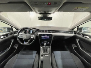 Volkswagen Passat - imagine 8