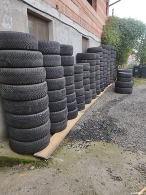 Cauciucuri de iarnă diferite modele și dimensiuni 