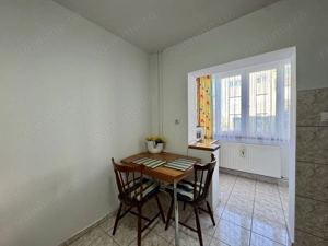 Apartament decomandat renovat cu 2 camere, zona Soarelui - imagine 9