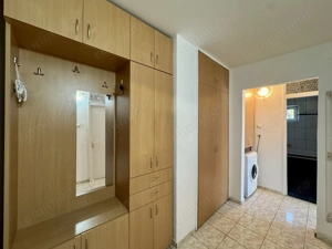 Apartament decomandat renovat cu 2 camere, zona Soarelui - imagine 5