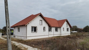 De vânzare duplex pe parter în Ianova 