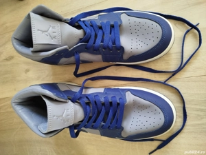 Vând Nike Air Jordan 