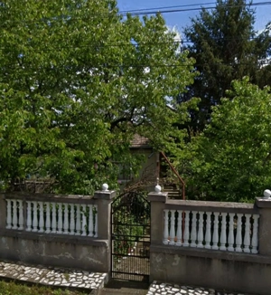 Vând casă și anexe - imagine 3