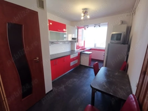 Inchiriez apartament 2 camere semidecomandat zona scriitorilor