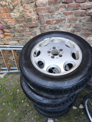 Vând URGENT set jante Mercedes r16 cu anvelope preț negociabil