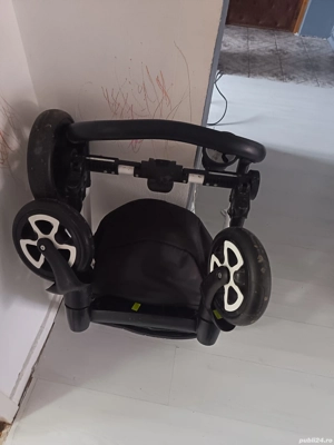 Vand carucior pentru copii