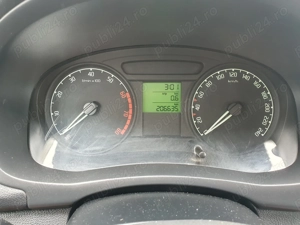 Skoda Fabia 1.2HTP, facelift 2010 - imagine 3