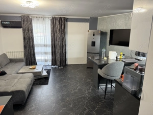 Vand apartament 2 camere zona Elvila