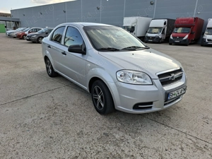 -Vând Chevrolet Aveo din 2011, 1.4 benzina- - imagine 2