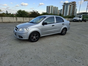 -Vând Chevrolet Aveo din 2011, 1.4 benzina- - imagine 4