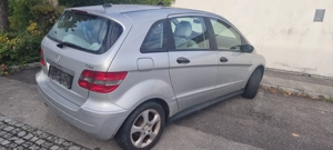 Vând Mercedes B Class  an 2008 145000km originale 