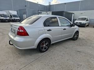 -Vând Chevrolet Aveo din 2011, 1.4 benzina- - imagine 6