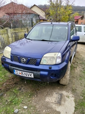 Vând Nissan x-trail