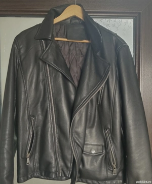 Geacă de piele   stare excelentă, model versatil