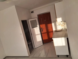 Proprietar Vand Camera cămin 