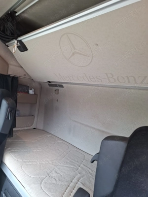 Cap tractor Mercedes Benz Actros si remorca Krone Mega - imagine 4