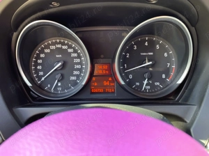 BMW Z4 sDrive 2.3i custom roz unicat, doar 26.733 km verificabili, stare colecționar, un icon - imagine 10