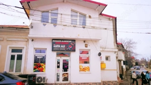   Spațiu comercial 40 mp + beci 25 mp   Iași   Vad excelent lângă Colegiul  Mihai Eminescu   