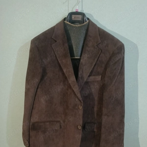 Vând costum bărbați velur maro 
