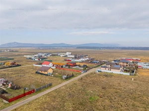 Teren 1000 mp Harman - imagine 8