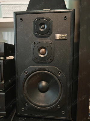 Vand linie Technics formata din: 2 boxe, radio tuner digital, dublu deck si statie