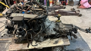 Vand ansamblu motor - cutie pentru  Bmw. 